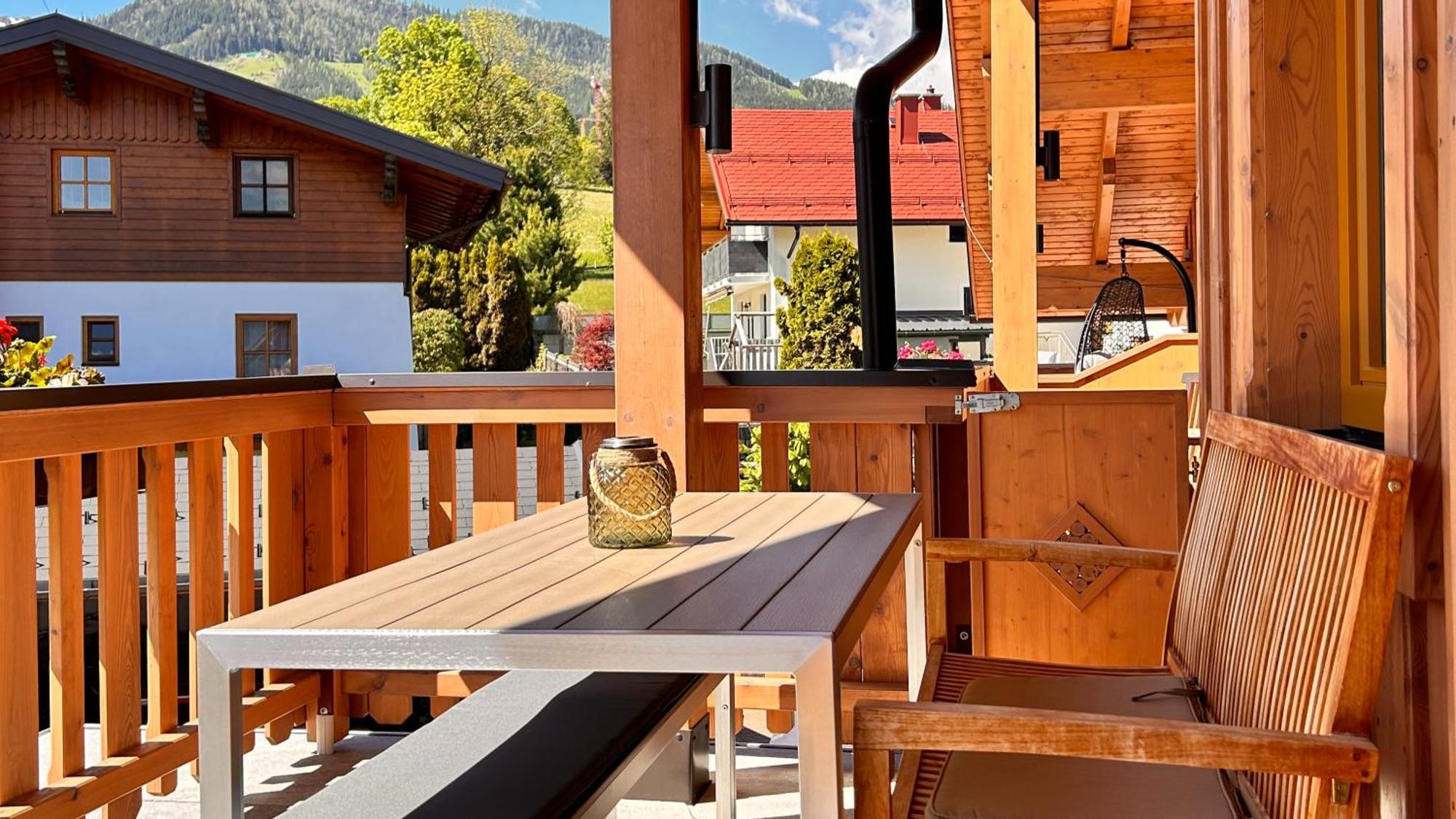 שלאדמינג La Montana - Ski & Hiking Lodge מראה חיצוני תמונה