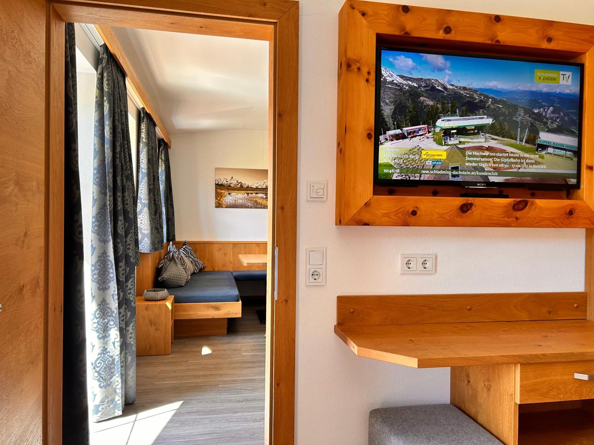 שלאדמינג La Montana - Ski & Hiking Lodge מראה חיצוני תמונה