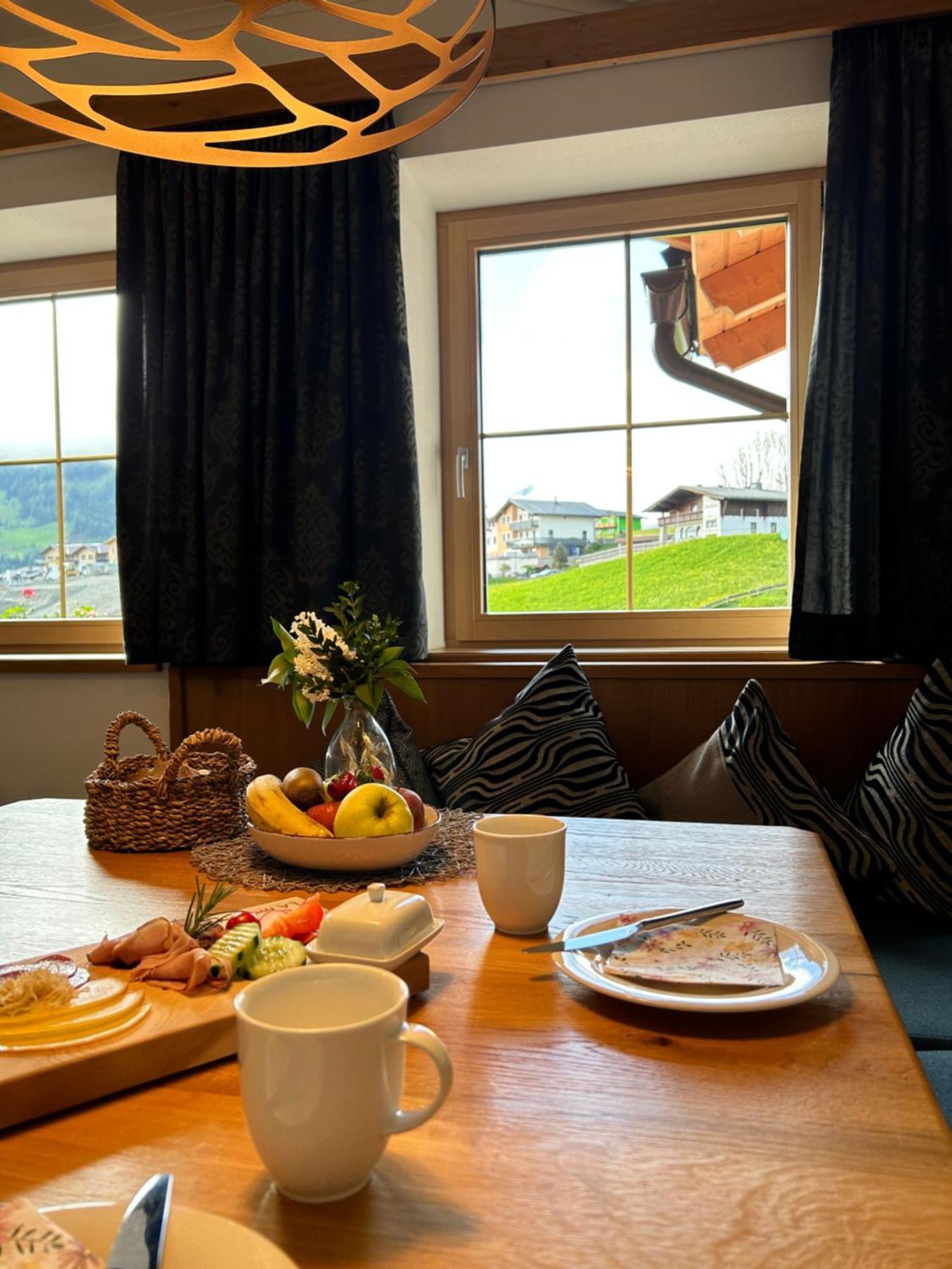 שלאדמינג La Montana - Ski & Hiking Lodge מראה חיצוני תמונה